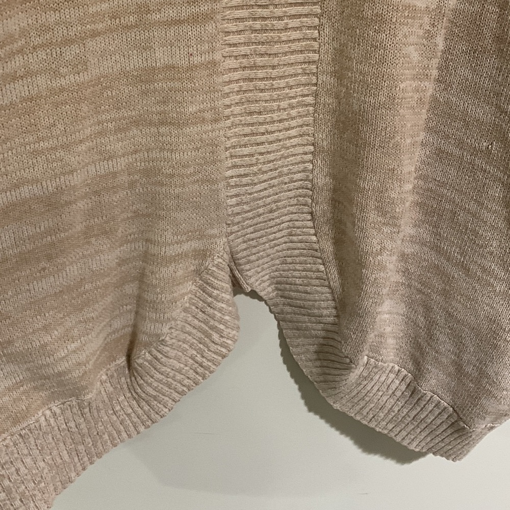 Lane Bryant Women’s Cream/Tan Tulip hem cardigan, long sleeve, size 26/28 - Picture 7 of 9